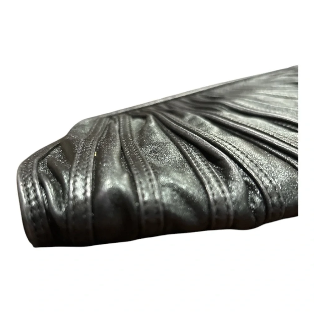 RODO Vintage Black Pleated Leather Clutch Bag with Chain Strap P9